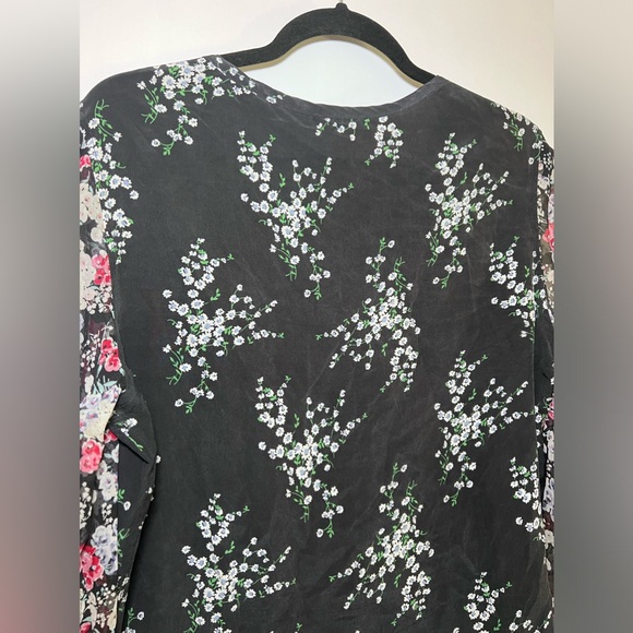 Equipment Femme Liam Silk Contrast-Sleeve Tee - Picture 6 of 10